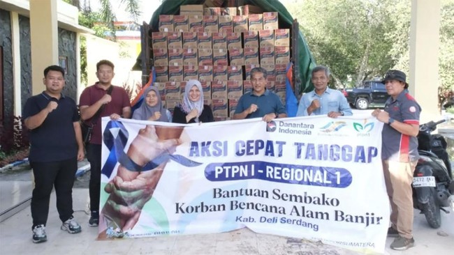 PTPN I Regional 1 melakukan aksi cepat tanggap dengan menyalurkan sembako ke korban banjir di Kabupaten Deli Serdang dan Kabupaten Langkat, Sumatera Utara.