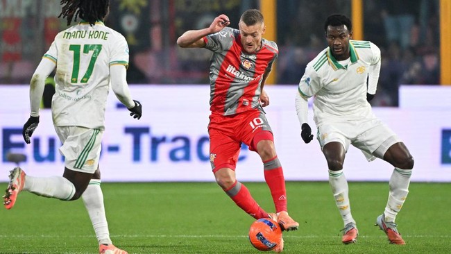 Dua gol yang dicetak striker Jamie Vardy ke gawang Bologna memutus tren buruk Cremonese di Liga Italia Serie A.