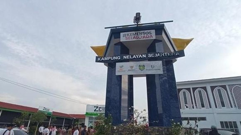 Warga Desa Eretan Kulon, Kecamatan Kandanghaur, kini memasuki babak baru kehidupan setelah resmi menempati rumah-rumah yang terbebas dari ancaman banjir rob.