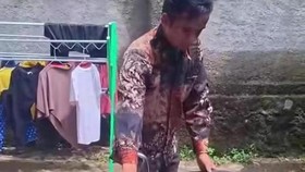 Kursi Roda dan Sembako, Bantuan yang Mengalir ke Tegalgirang Indramayu