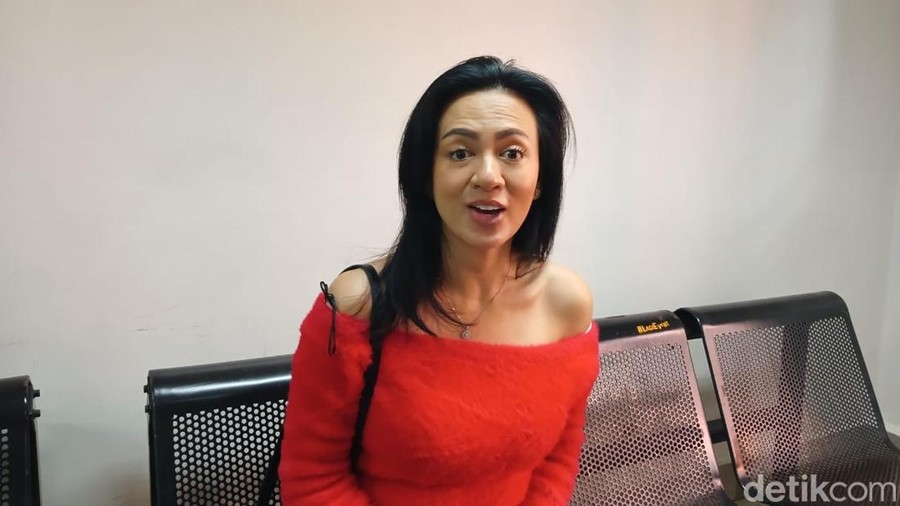 Yeyen Lidya ditemui di kawasan Mampang, Jakarta Selatan, Selasa (2/12/2025).