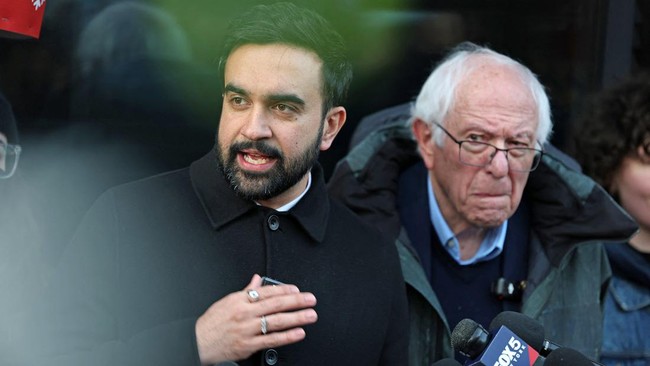 Wali Kota New York City, Zohran Mamdani mengecam penembakan massal yang menargetkan komunitas Yahudi di Pantai Bondi, Sydney, Australia, pada Minggu (14/12).