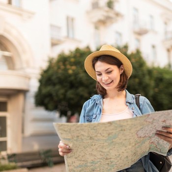 5 Zodiak yang Paling Hobi Liburan, Selalu Siap Diajak Traveling!