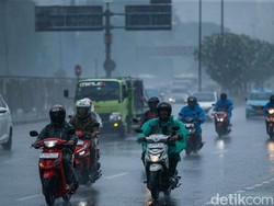 Cuaca Jabodetabek Sepekan ke Depan, Waspada Wilayah Ini Diguyur Hujan!