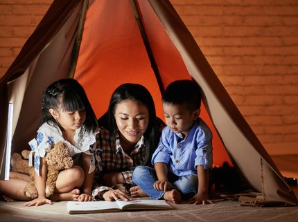 Bolehkah Membacakan Cerita Horor atau Kisah Hantu ke Anak? Ini Kata Pakar