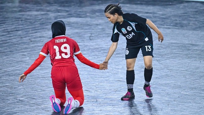 Sebanyak 30 gol tercipta dan diwarnai kemenangan besar yang diraih oleh tiga tim pada hari pertama Campus League Futsal 2025 The Nationals.