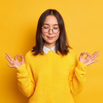 5 Cara Membangun Mindset Positif Setiap Hari, Menurut Ilmu Psikologi