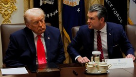 Ngantuk Berat, Trump Molor di Tengah Rapat Kabinet