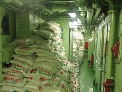 Tembus Aceh Tamiang, Kemensos Kirim Logistik dengan Kapal & Helikopter