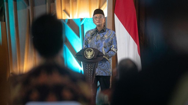 Malam puncak Sutami Awards 2025 dibuka dengan doa untuk korban bencana oleh Menteri PU Dody Hanggodo.