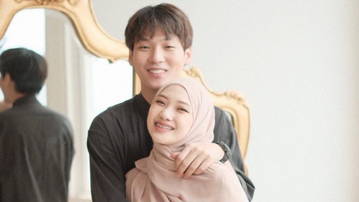 Na Daehoon dan Julia Prastini Resmi Cerai secara Verstek