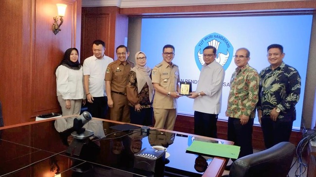 Kang DS menyampaikan, penataan dan pemenuhan tenaga pendidik merupakan aspek strategis yang membutuhkan kolaborasi lintas sektor.