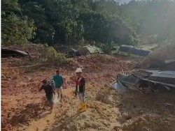 Prabowo Instruksikan Penanganan Bencana Sumatera Jadi Prioritas Nasional