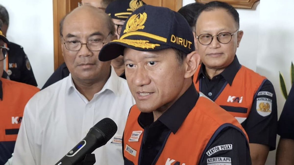 KAI Perbaiki Jalur Kereta Medan-Binjai yang Rusak Gara-gara Banjir