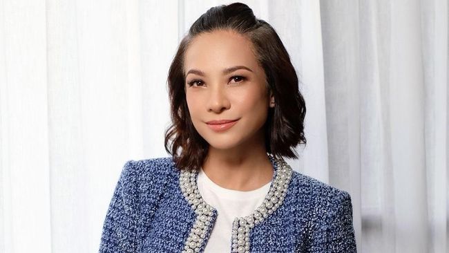 10 Artis yang Berjuang Hadapi Komplikasi Kehamilan