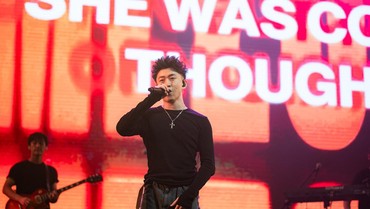 Kembali ke Jakarta, Rich Brian Buka Tur Global 'Where Is My Head?' yang Lebih Personal