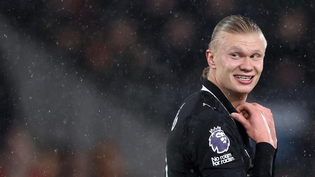 Saat membela Man City melawan Fulham, Erling Haaland terperangkap offside pada laga tandang untuk kali pertama dalam dua tahun.