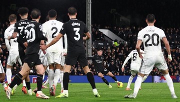 Kabar Sport CNN Terbaru : Klasemen Liga Inggris Memanas: Man City Pelan-pelan Pepet Arsenal