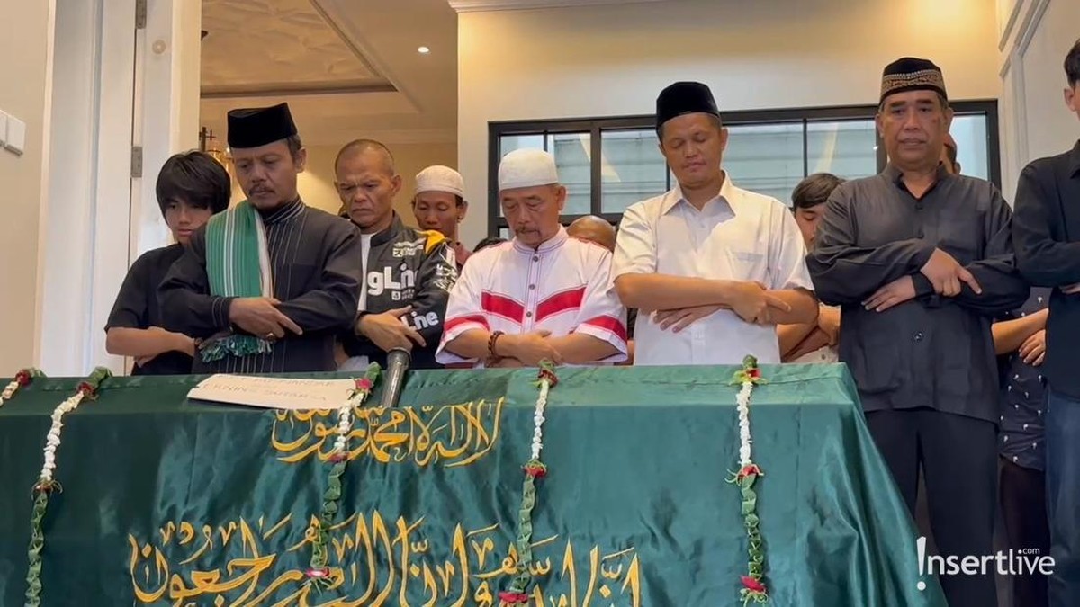 7 Potret Terkini Jelang Pemakaman Epy Kusnandar