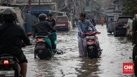 Puncak Banjir Rob Jakarta Hari Ini, Pompa Pasukan Biru Disiagakan