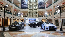 BMW Kuasai Setengah Pasar Mobil Mewah di RI Saat Ramai Mobil China