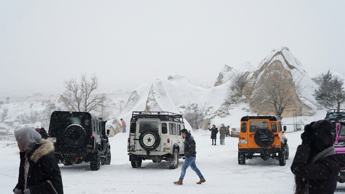 Jauh dari Panas dan Gersang, 7 Negara Timur Tengah Ini Turun Salju saat Musim Dingin