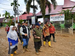 Mendikdasmen Jawab Kekhawatiran Siswa Korban Bencana Sumatera soal SNPMB