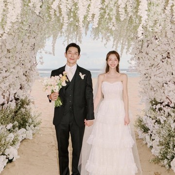 Pasangan Artis Korea Minah Girl's Day dan On Ju Wan Menikah, Intip Potretnya!