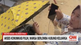 VIDEO: Akses Komunikasi Pulih, Warga Berlomba Hubungi Keluarga