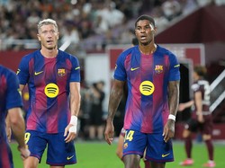 Deco: Barca Belum Putuskan Masa Depan Rashford dan Lewandowski