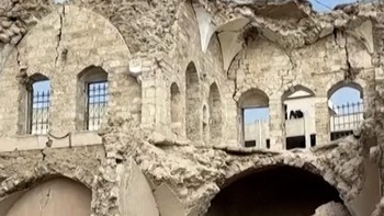 Warga Gaza Berlomba-lomba Selamatkan Situs Sejarah