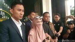 Tuntut Inara Rusli Minta Maaf, Wardatina Mawa: Dia Sudah Merusak Pernikahan Saya