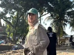 Cerita Lucu Zaskia Adya Mecca saat Berkunjung ke Korban Banjir di Aceh