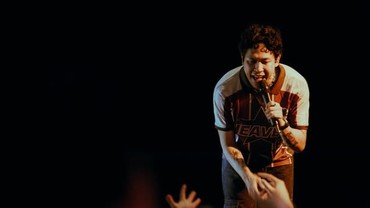 Baskara Putra Raih Piala Terbanyak di Spotify Wrapped Live Indonesia 2025