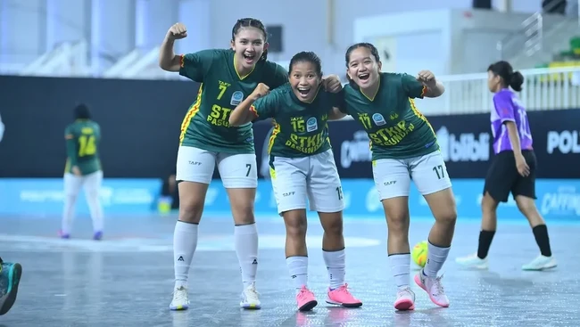 Pertandingan babak grup Campus League Futsal The Nationals 2025 di GOR UNJ, Rawamangun, rampung pada Jumat (5/12). Berikut klasemen akhirnya.