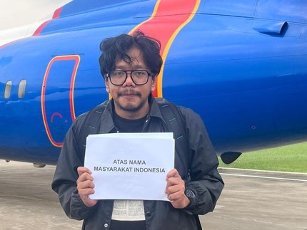 Donasi Sukses Terkumpul Rp10,3 M, Ini Momen Ferry Irwandi & Istri Salurkan Bantuan ke Sumatera