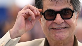 Jafar Panahi Buka Suara setelah Divonis 1 Tahun Penjara oleh Iran