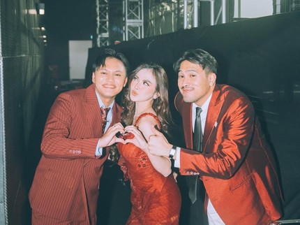 Penampilan Perdana Mahalini Duet dengan Rizky Febian & Adrian Khalif Nyanyikan 'Alamak'