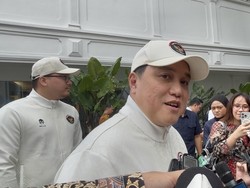 Erick Thohir Jelaskan soal Viral Kirim Bantuan Alat Olahraga ke Sumatera