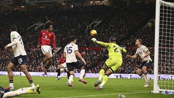 FOTO: MU Tersandung Diimbangi West Ham