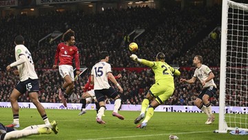 FOTO: MU Tersandung Diimbangi West Ham