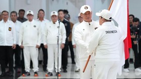 FOTO: Pengukuhan Kontingen Indonesia untuk SEA Games 2025