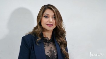 Genap 48 Tahun, Ini 7 Pesona Awet Muda Sarah Azhari yang Makin Tua Makin Hot