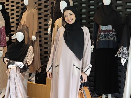 Zaskia Sungkar Tetap Aktif di Trimester 2, Hangout Bareng Sahabat hingga Urus Bisnis