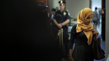 anggota-dpr-as-ilhan-omar-1765024052762_169.jpeg?w=360&q=90