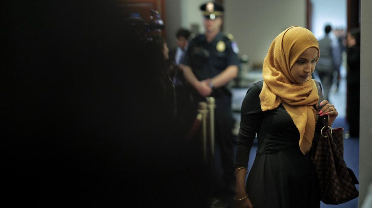 Siapa Ilhan Omar, Anggota DPR AS Asal Somalia yang Dicap Trump Sampah?