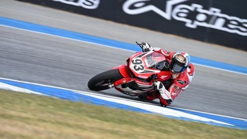 Berita Olahraga Terkini CNN Sport : Fadillah Arbi Aditama Juara ARRC AP250