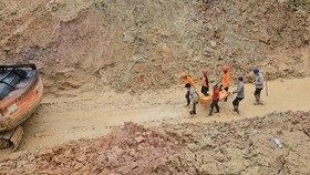 Update 7 Desember Korban Bencana Sumatra: 916 Tewas, 274 Orang Hilang