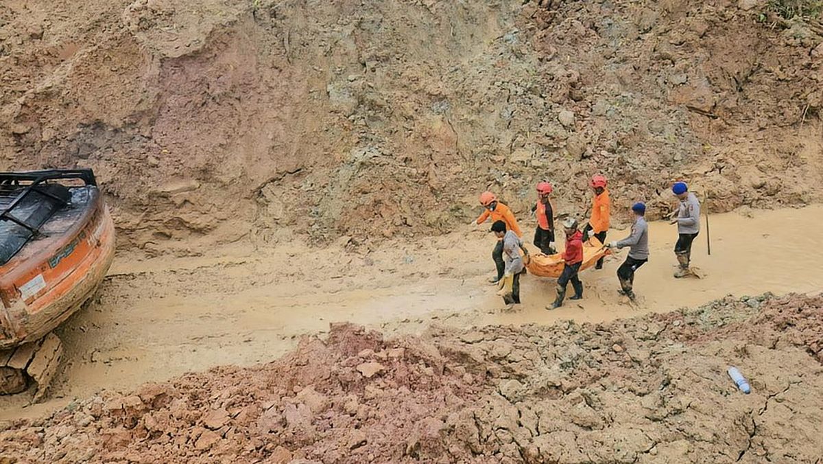 Update 7 Desember Korban Bencana Sumatra: 916 Tewas, 274 Orang Hilang