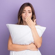 Sering Cegukan saat Tidur? Cari Tahu Penyebab dan Cara Mengatasinya